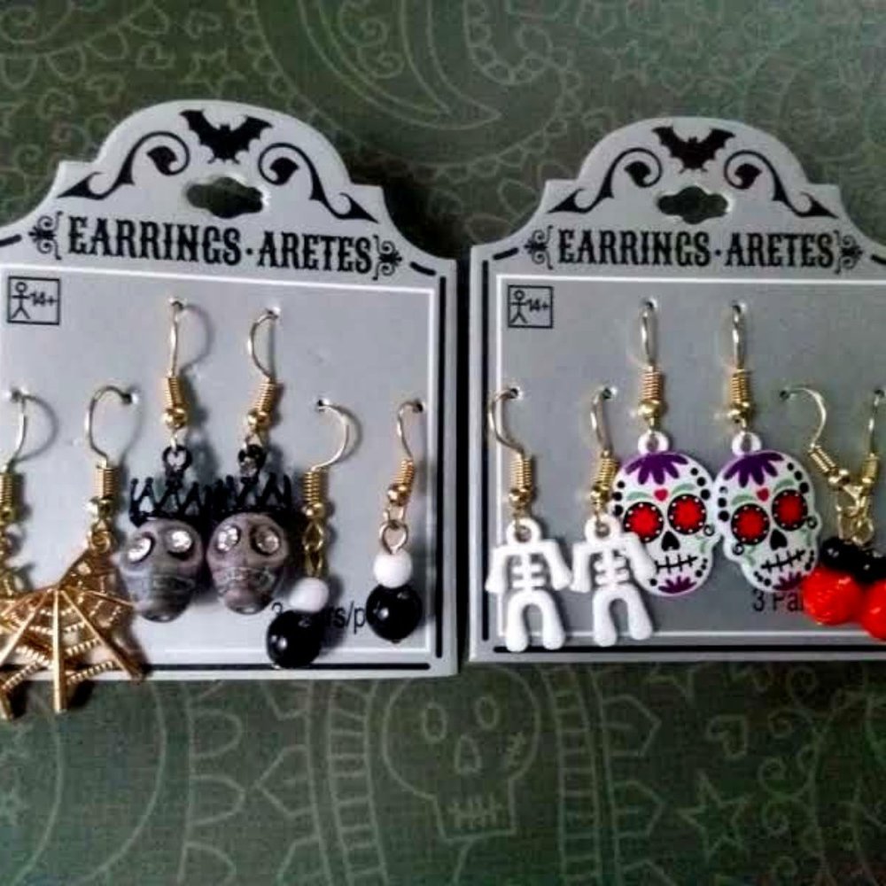 HAUNT COUTURE HALLOWEEN 6pc LOT SKELETON/SKULL/SPIDER WEB/DAY OF DEAD EARRINGS